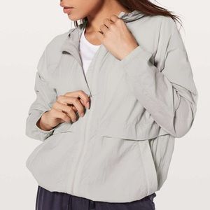 Lululemon Hood Lite Jacket Size 6 Chrome